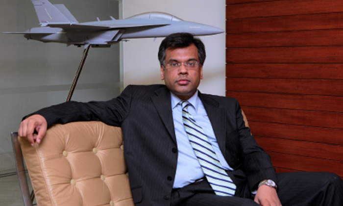 Telugu Lockheed Martin, Vivek Lal-