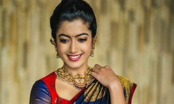  Rashmika Will Be Started New Business, Tollywood, Bangalore, Beauty Parlor, Telu-TeluguStop.com