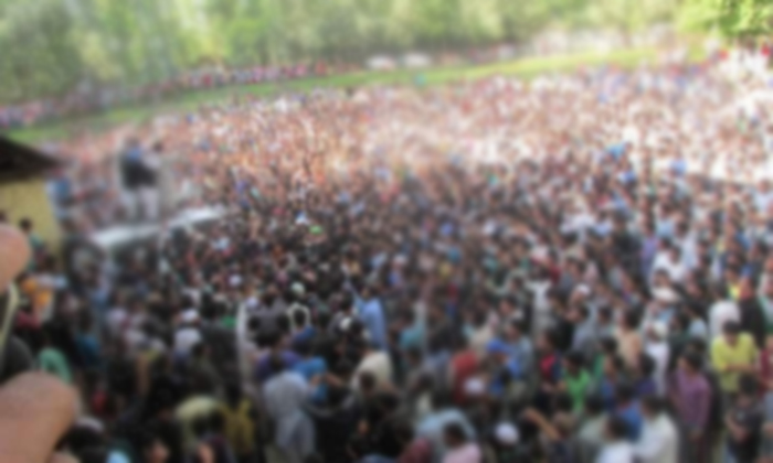  Twenty Five Thousands Members In Quarantaine In Maharastra, Funeral Function, I-TeluguStop.com