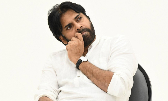  Pawan Kalyan, Vakeel Saab, Pawan Entry, Venu Sriram-TeluguStop.com