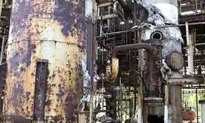  Bhopal, Visakhapatnam, Gas Leak, Chemicals,  Lg Polymers Chemical Plant-TeluguStop.com