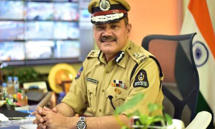  Central Government, Ips Officer, Anjani Kumar, Police Department, Arrest, Guns,-TeluguStop.com