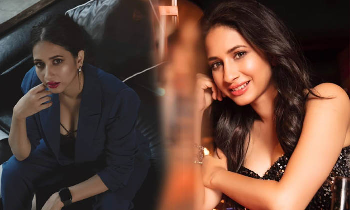 Manvitha Kamath Captivating Pics-telugu Actress Photos Manvitha Kamath Captivating Pics - Actressmanvitha Manvithakamat Photo,Image,Pics Manvitha Kamath Captivating Pics-telugu Actress Photos Manvitha Kamath Captivating Pics - Actressmanvitha Manvithakamat High Resolution Photo