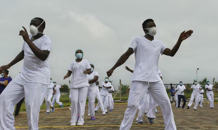  Kenyan Nurses Zumba Dance To Ease Covid-19 Stress And Morale,zumba Dance, Covid-TeluguStop.com