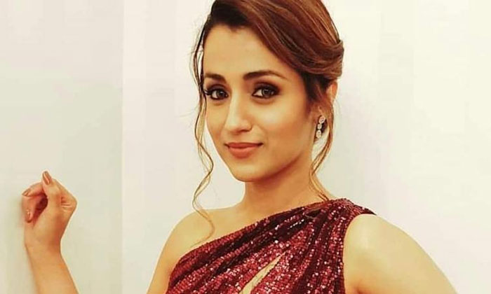  Trisha Gives Dating Offer To Her Fans, Tollywood, Telugu Cinema, Kollywood, Lock-TeluguStop.com