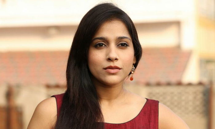  Rashmi Gautam, Liquor, Ration, Lockdown, Tollywood News-TeluguStop.com