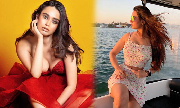 Bollywood Glamorous Actress Soundarya Sharma Captivating Pics -  Bollywood Glamorous Actress Soundarya Sharma Captivatin High Resolution Photo