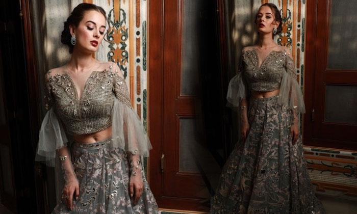 Evelyn Sharma Latest Hd Pics-telugu Actress Photos Evelyn Sharma Latest Hd Pics - Actressevelyn Evelynsharma High Resolution Photo