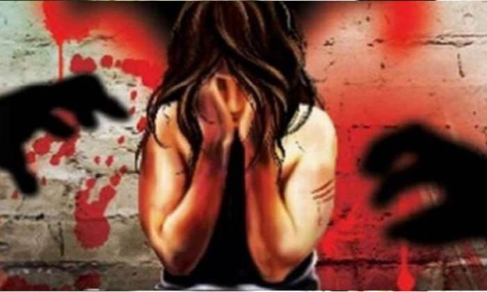  7 Years Old Girl Raped,  Rajasthan, Crime News, Child Harassment-TeluguStop.com