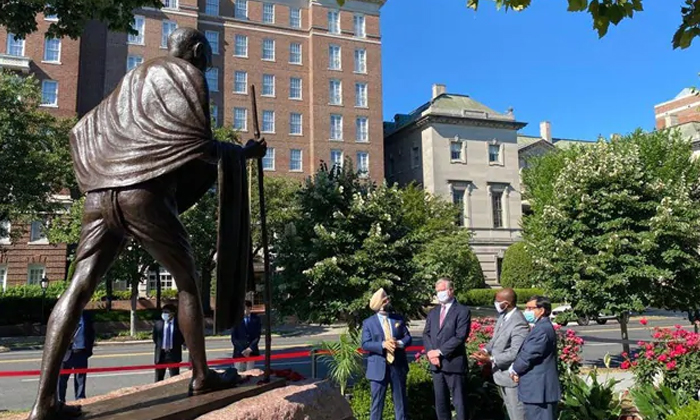  Mahatma Gandhi Statue Inaugurated In Us Washington After Vandalism By Protesters-TeluguStop.com