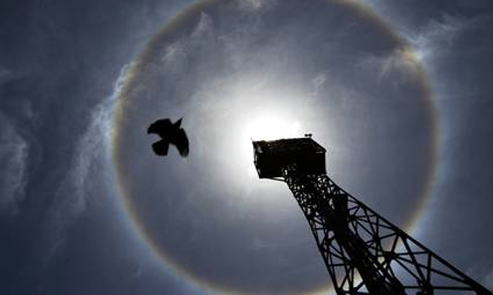  Halo Around The Sun Spotted In Vizag Sky, Halo,sun, Vizag, Optical Phenomenon-TeluguStop.com