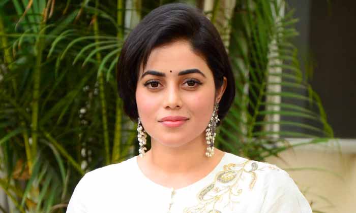  Poorna Says Will Not Marry Anyone, Poorna, Actress Poorna, Marriage, Tollywood N-TeluguStop.com