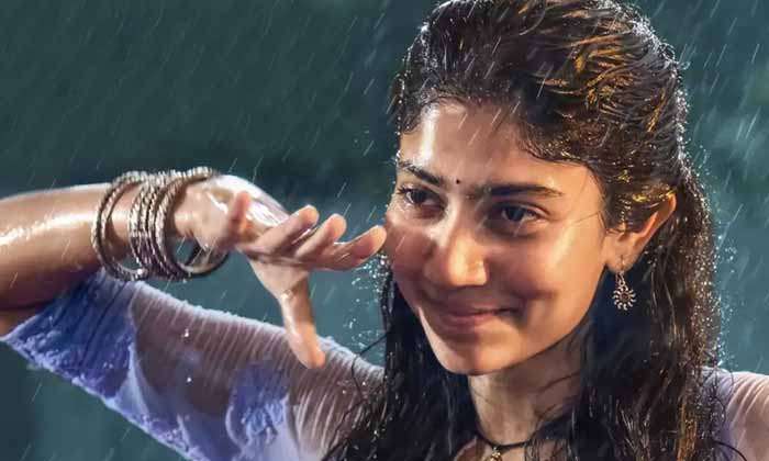  Sai Pallavi Next To Be Period Drama, Sai Pallavi, Virataparvam, Venu Udugula, To-TeluguStop.com