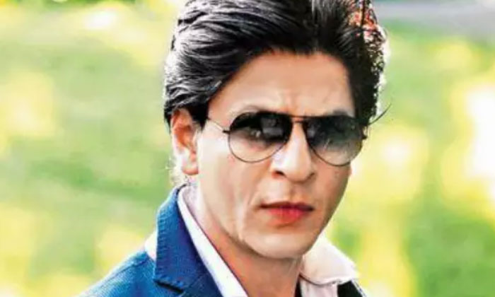  Waiting 18 Stories For Shahrukh Movies,sharukh Khan, Bollywood, Corona Crisis-TeluguStop.com