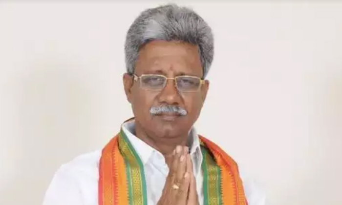  Ap Ex-minister Mamikyala Rao Died Due To Corona , Ap, Bjp, Manikyalarao, Private-TeluguStop.com