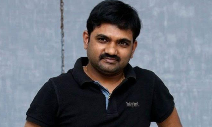  Director Maruthi To Do An Adult Comedy Web Series-TeluguStop.com