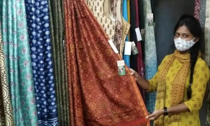 Mp Immunity Boosting Herbal Sarees Hit Markets Amid Pandemic. Coronavirus, Coron-TeluguStop.com