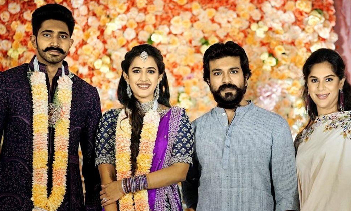  Ram Charan-upasana Couple Pics Goes Viral, Ram Charan, Upasana, Niharika Engagem-TeluguStop.com