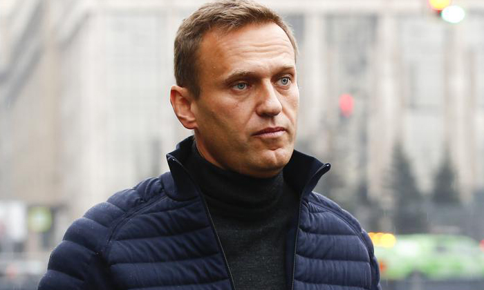  Russian Opposition Leader Alexei Navalny In Hospital After Alleges Poisoned.-TeluguStop.com