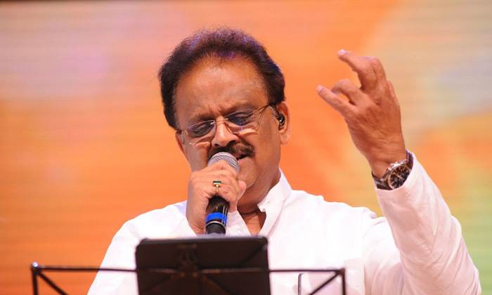  Singer Sp.balasubrahmanyam’s Condition Gets Critical-TeluguStop.com