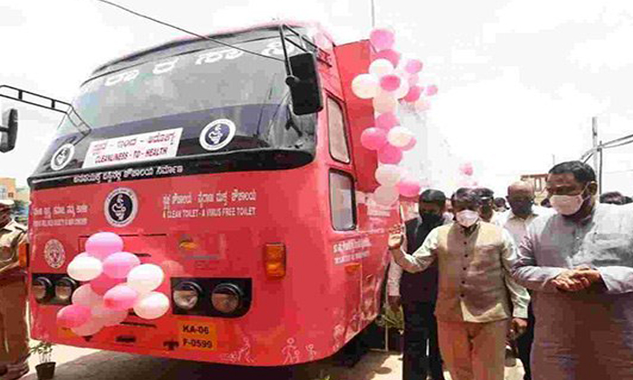  Ksrtc Converts Old Bus Into Toilet For Women, Ksrtc , Toilet Bus, Woman, Ksrtc-TeluguStop.com
