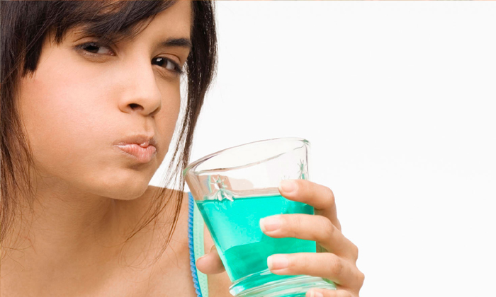  Gargling With Mouthwash Might Lower Spread Of Coronavirus! Mouthwash, Coronaviru-TeluguStop.com