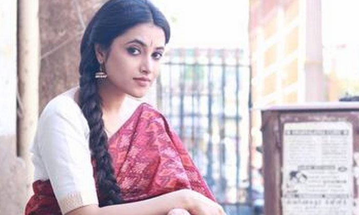  Priyanka Arul Mohan Heroine For 18 Pages Movie, Tollywood, 18 Pages Movie, Sukum-TeluguStop.com