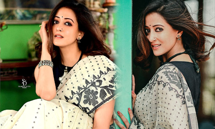 Glamorous Images Of Hot Actress Raima Sen-telugu Actress Photos Glamorous Images Of Hot Actress Raima Sen - Hotactress High Resolution Photo