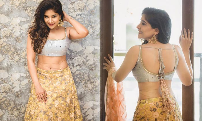 Actress Sakshi Agarwal Stunning And Hot Look Images-telugu Actress Photos Actress Sakshi Agarwal Stunning And Hot Look I High Resolution Photo