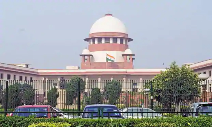  Supreme Court Give The Instruct To India Indipendence Day Celabrations, India, S-TeluguStop.com