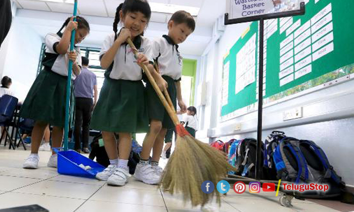 Telugu China School, Lunch Boxes, China, Chinese Schools, Eggs, Telugu, Urine Bu