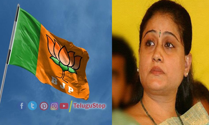  Congress Leader Vijayasanthi Try To Join In Bjp ,bjp, Vijayashanthi, Political E-TeluguStop.com