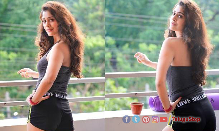  Pic Talk: Paayal’s Hustle For That Muscle-TeluguStop.com