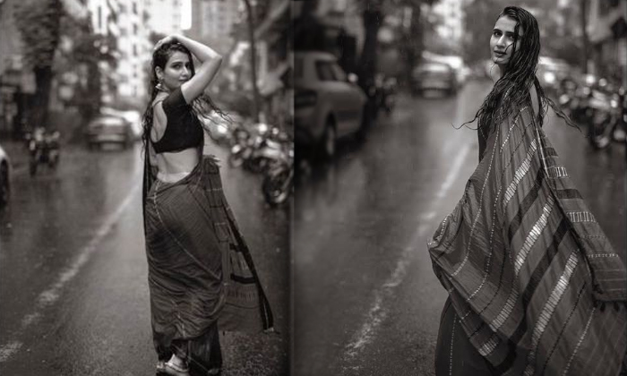  Pic Talk: ‘dangal’ Girl’s Rainy Throw Back Pictures-TeluguStop.com