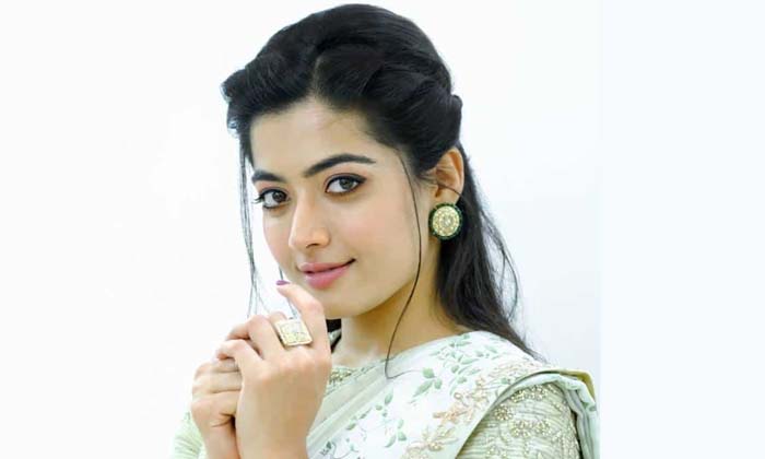  Rashmika Mandanna In Nani Shyam Singha Roy, Rashmika Mandanna, Shyam Singha Roy,-TeluguStop.com