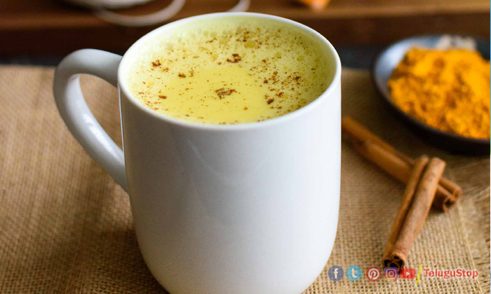  Health Benefits Of Turmeric Milk With Pepper Powder,turmeric Powder, Milk, Peppe-TeluguStop.com