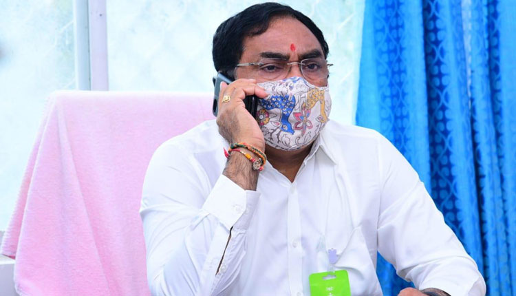  Telangana, Minister, Errabelli, Don't Worry,  Corona,-TeluguStop.com