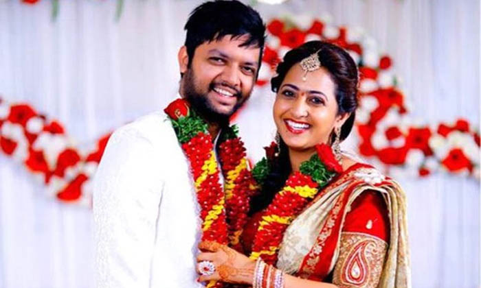  Anchor Lasya Manjunath React About Unknown Person Marriage Proposal,  Lasya Manj-TeluguStop.com