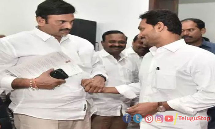  Mp Raghurama Krishnam Raju Sensational Comments On Jagan, Jagan, Ysrcp, Amaravat-TeluguStop.com