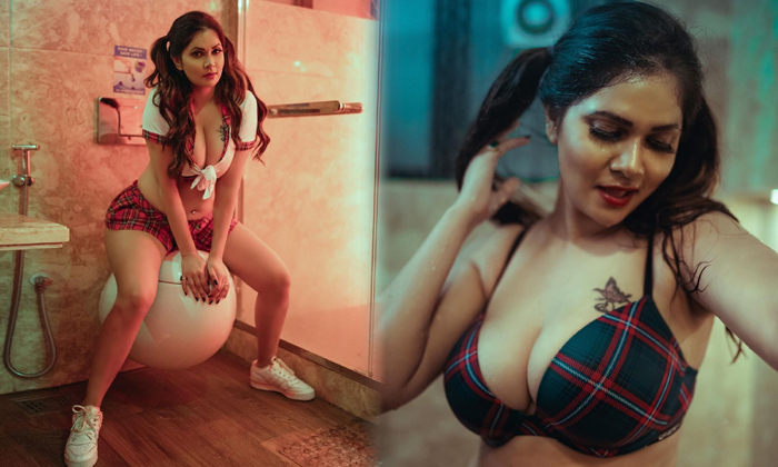 Actress Aabha Paul Shakes Internet With Her Bold And Spicy Pics-telugu Actress Photos Actress Aabha Paul Shakes Internet High Resolution Photo