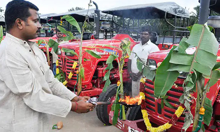  Importance Of Ayudha Pooja , Vijaya Dashami, Kurukshetra War , Ayudha Pooja, Das-TeluguStop.com