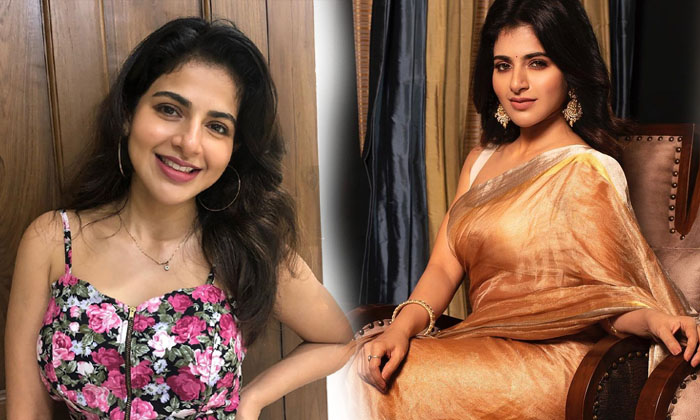 Glamorous Actress Iswarya Menon  Latest Images-telugu Actress Photos Glamorous Actress Iswarya Menon  Latest Images - Me High Resolution Photo