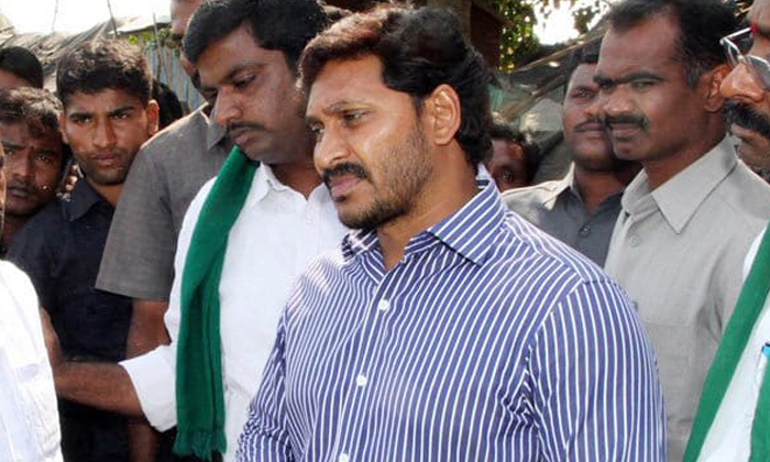  Jagan Silence On Media And Tdp Coments Jagan Cm, Ysrcp ,ap, Chandrababu, Media,-TeluguStop.com