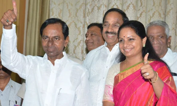  Will Kcr Gives Minister Post To Kavitha, Kalvakuntla Kavitha, Trs Party, Kcr, Kt-TeluguStop.com