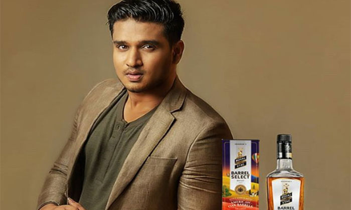  Nikhil Promoting Alcohol, Tollywood, Bollywood, Celebrities, Alcohol Promotion,-TeluguStop.com