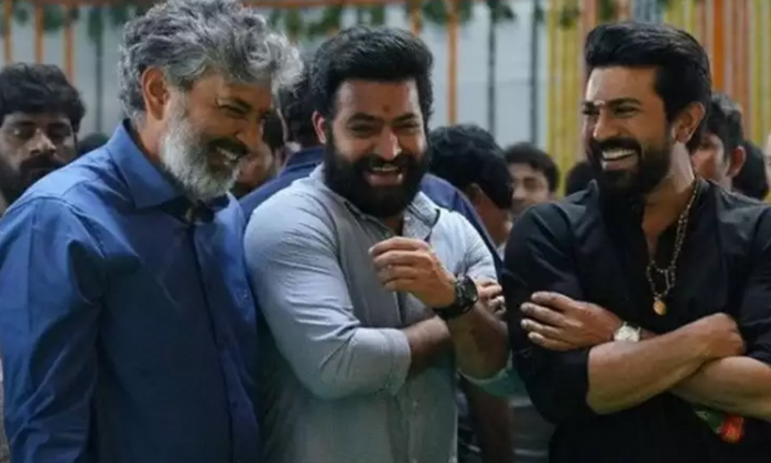 Rajamouli’s Rrr Bags Satellite And Digital Rights For 200 Crores Business.-TeluguStop.com