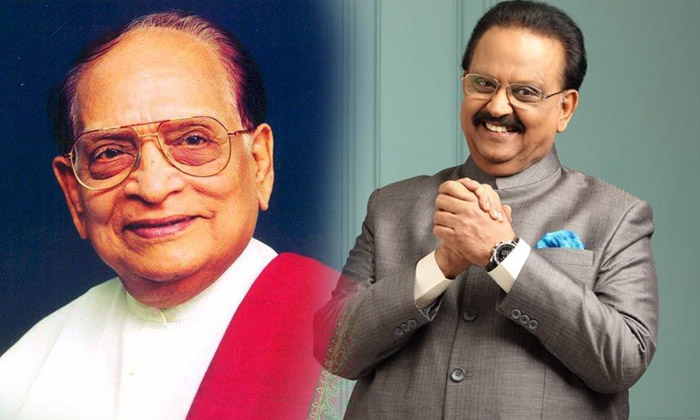  Telugu Former Veteran Singer Sp Balasubrahmanyam About His Favorite Actor In Tol-TeluguStop.com