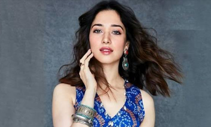  Breaking: Tamannaah Tests Positive For Covid-19-TeluguStop.com