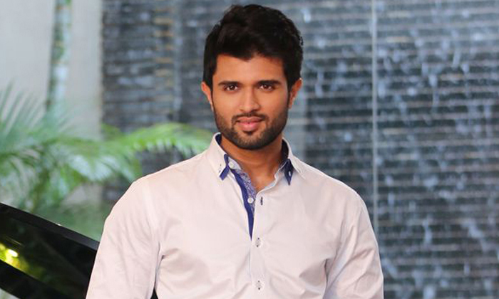  Vijaydevarakonda, Politices, Tollywood , Vijay, Roudy Vijay , Elections-TeluguStop.com