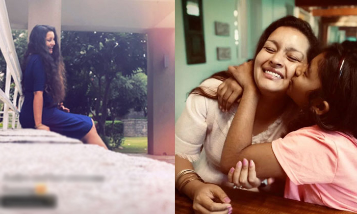  Renu Desai, Adhya, Pawan Kalyan, Kissing Photo Viral, Web Series, Tv Shows, Nand-TeluguStop.com